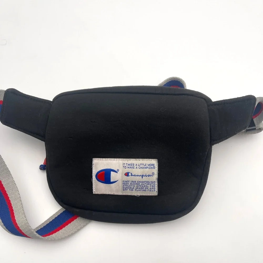 Champion belt bag